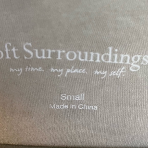 Soft Surroundings Beaux Arts Silk Tunic Top Taupe Embellished Sz S - Picture 10 of 12